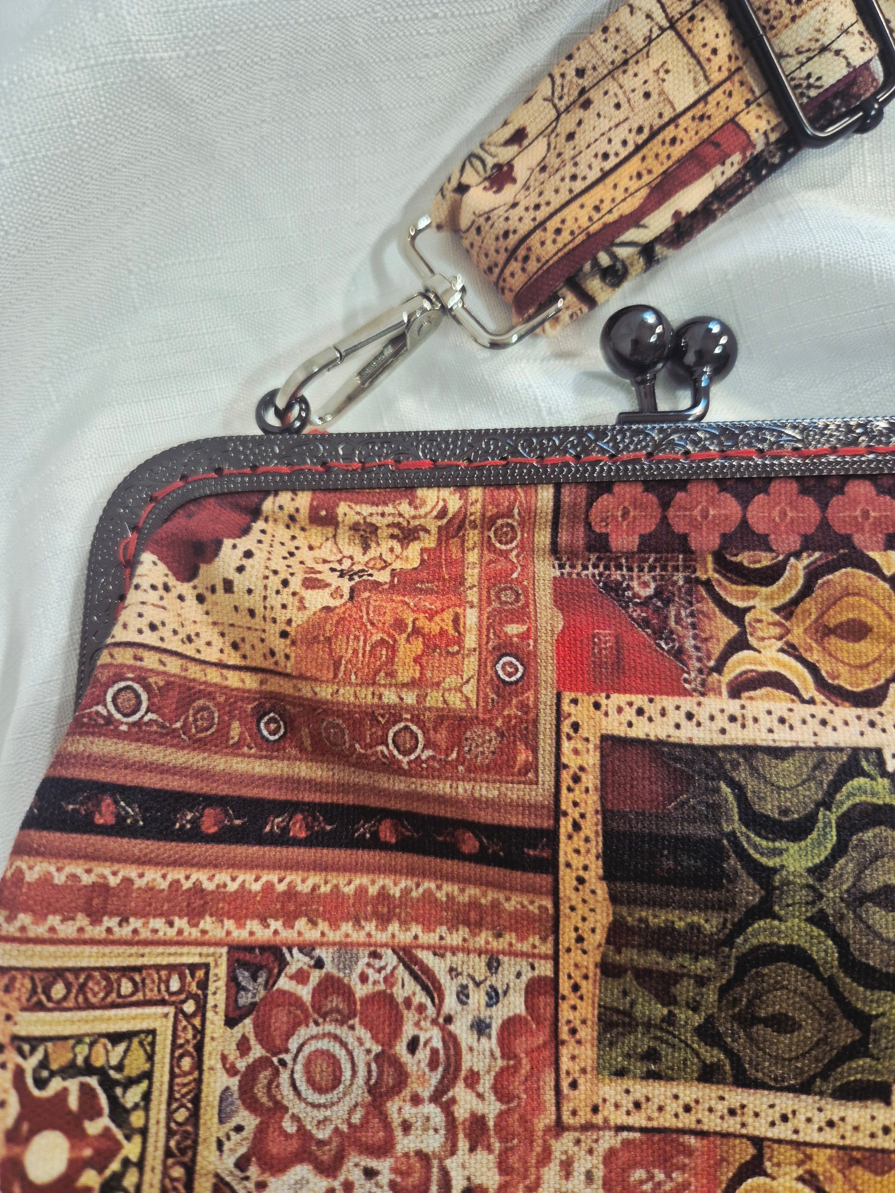 Patchwork Kiss Clasp Crossbody Bag